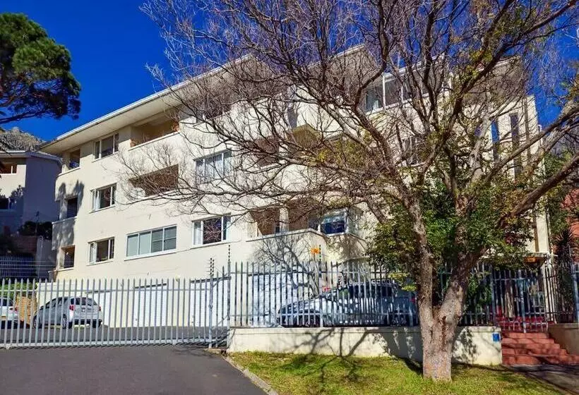Spacious Cozy Apartment With Wi Fi!