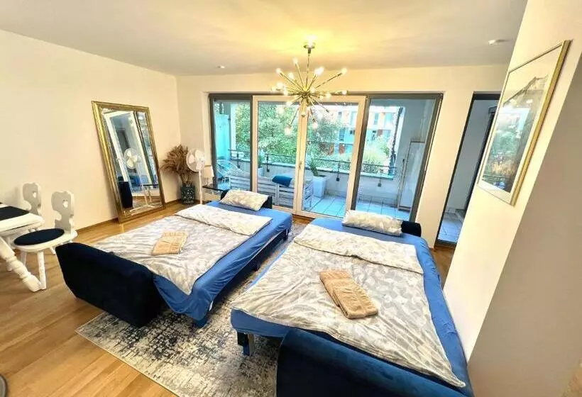 Zwei Zimmer Wohnung Im Stadtzentrum Mit Tiefgaragenplatz