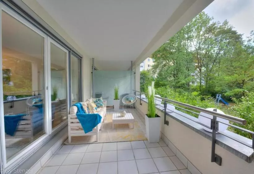 Zwei Zimmer Wohnung Im Stadtzentrum Mit Tiefgaragenplatz