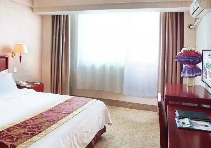 בית מלון כפרי Greentree Inn Luoyang Peony Square Business