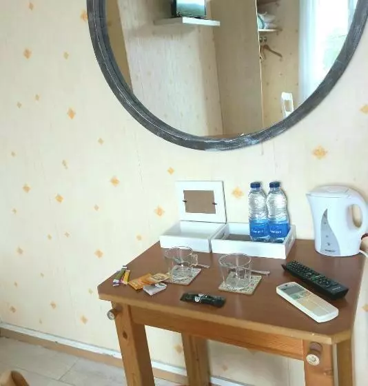 Aamiaismajoitus (B&B) La Limouxine   Mauzac