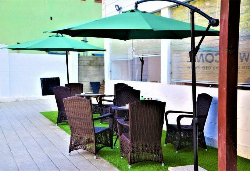 فندق Kareem Residency