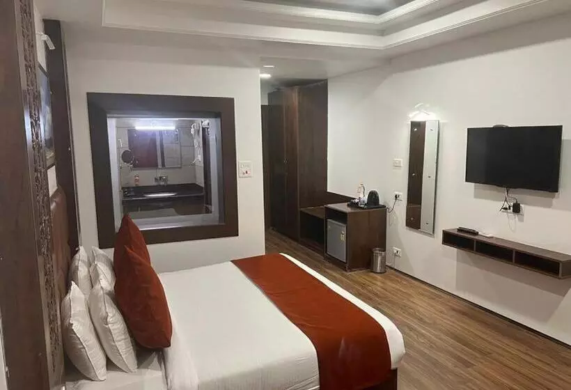 ホテル Kareem Residency