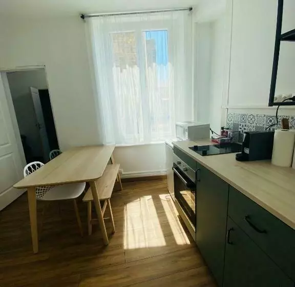 Rdc Cozy Central Flat/free Parking
