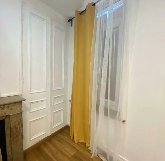 Rdc Cozy Central Flat/free Parking