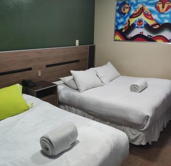 هاستل Hostal Naval