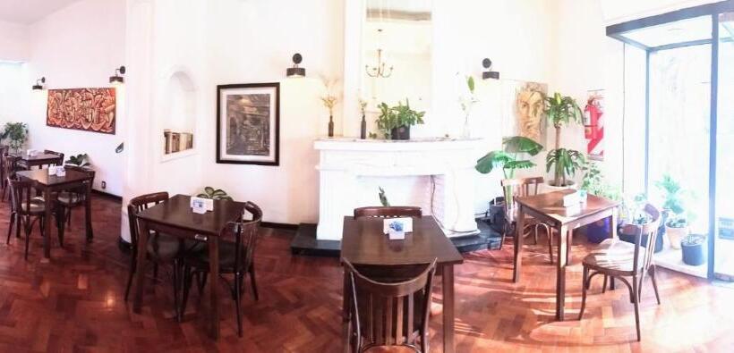 Casa Flora Bed And Breakfast