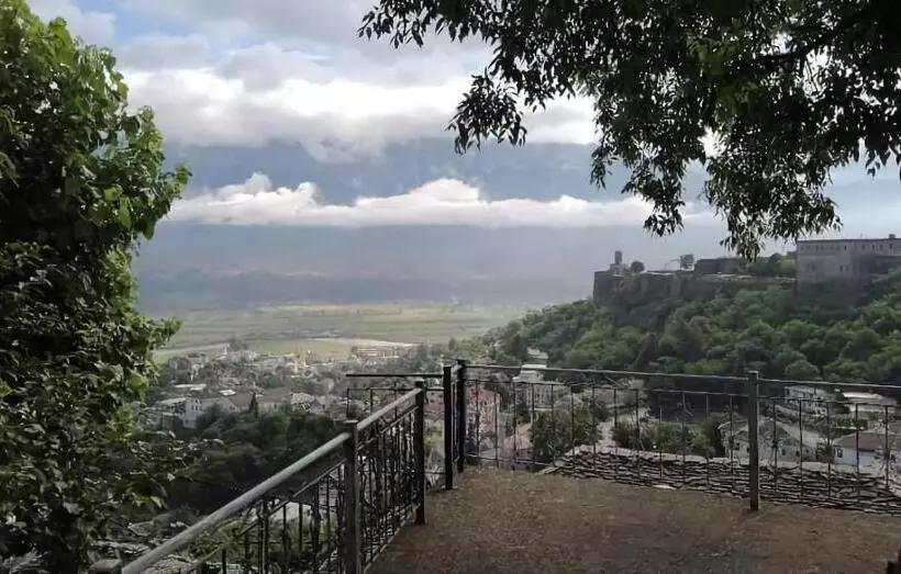 ペンション Panoramic Vlachos