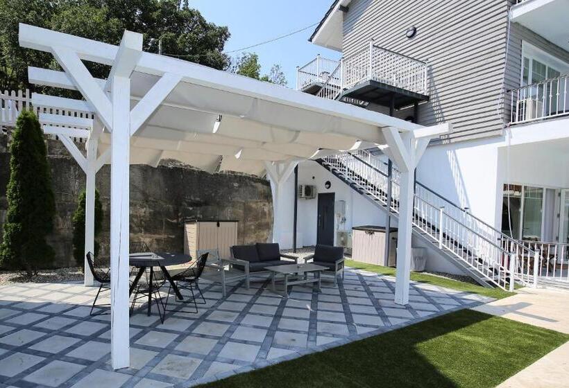 Пансион Serenity