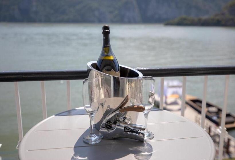 Пансион Serenity