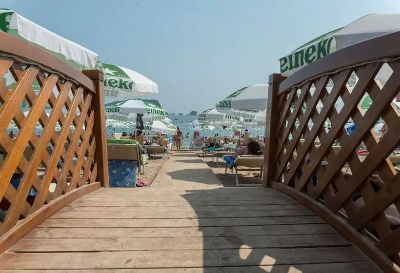 پانسیون Central Hotel Budva