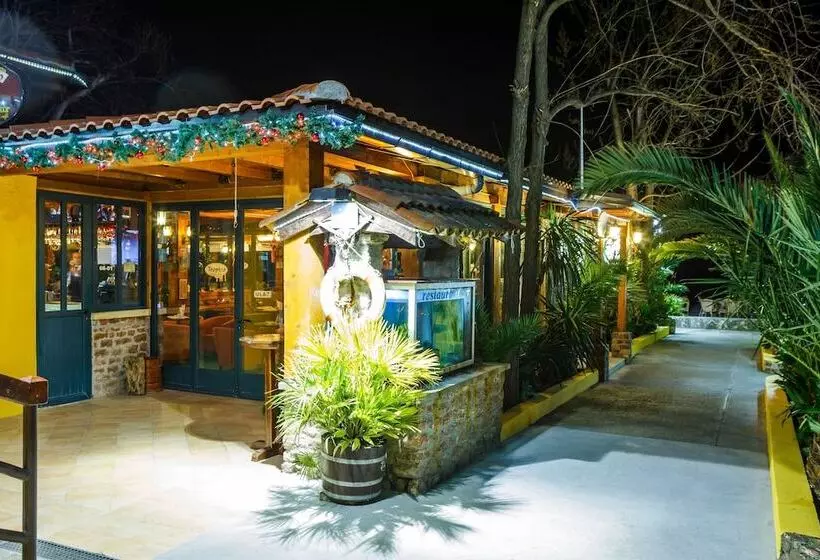 پانسیون Central Hotel Budva