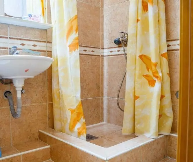 پانسیون Central Hotel Budva