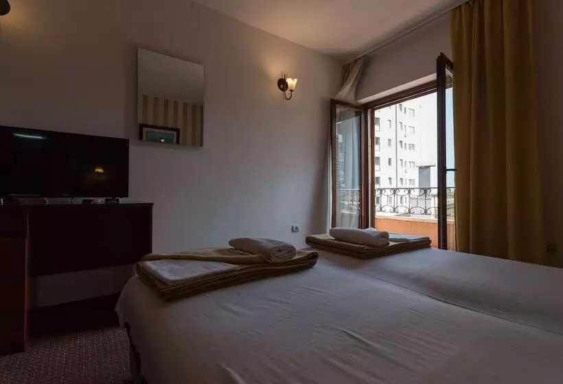 پانسیون Central Hotel Budva