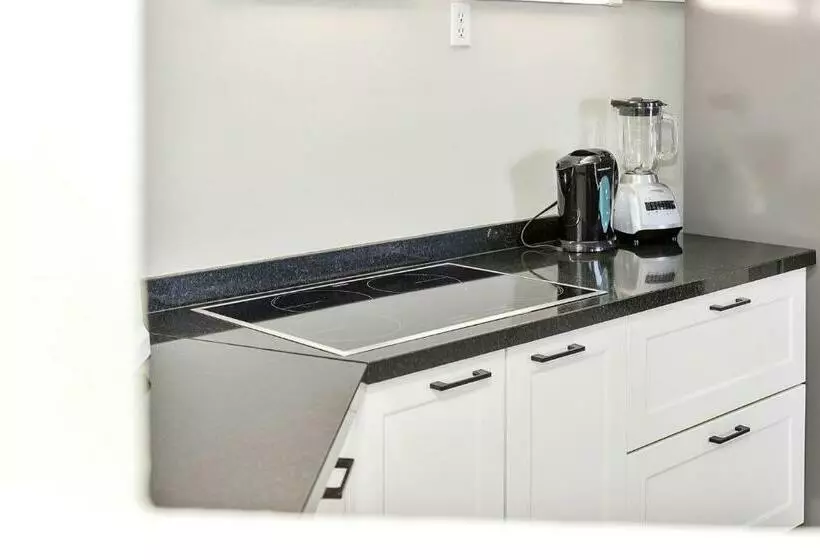 Penthouse On The Bay In Chachacha Beach Apartments