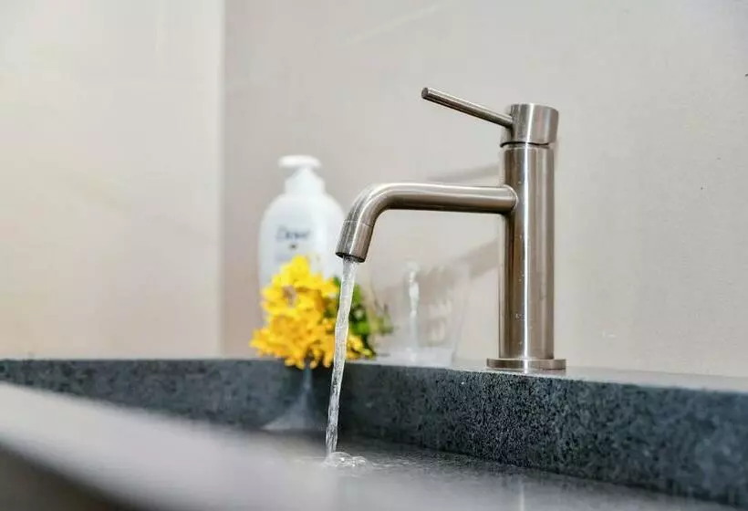 Penthouse On The Bay In Chachacha Beach Apartments