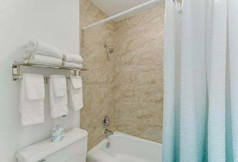 Sarasota Cay Club #612   Heated Pool, Bunk Beds, Huge Tv, Tiki Bar, More!