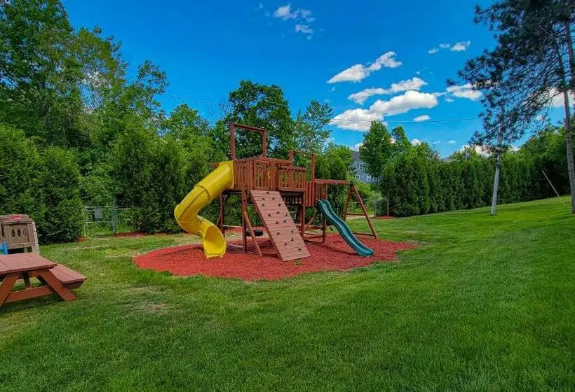 Village Of Winnipesaukee