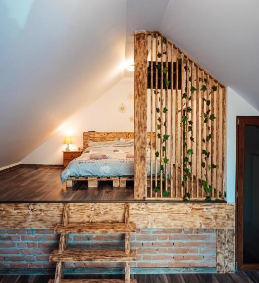 پانسیون Casa Sara