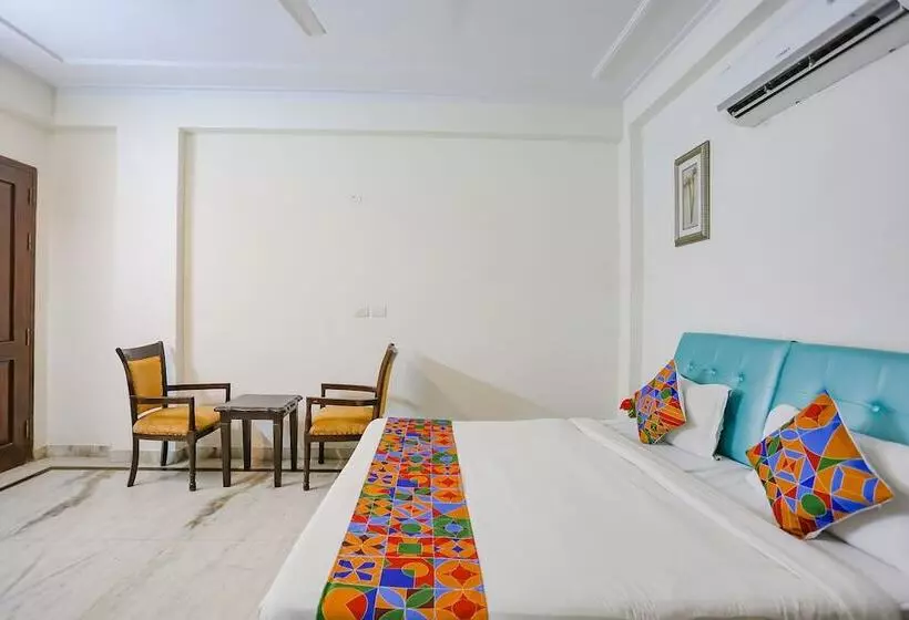 Fabhotel Grand Palace