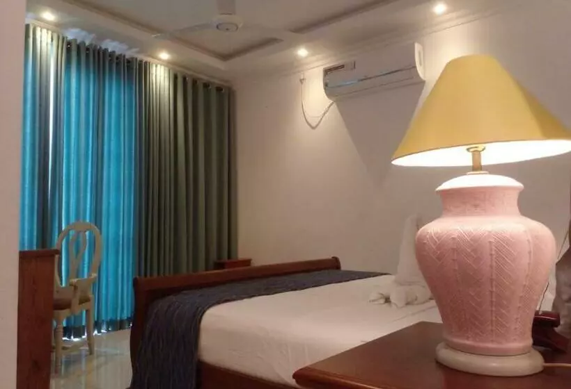 هتل Amaa River Garden