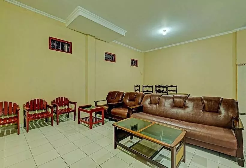 Hotel Oyo 91417 Garuda Setia