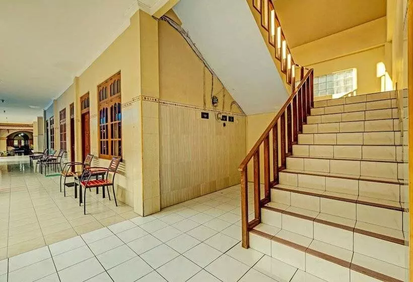 Hotel Oyo 91417 Garuda Setia