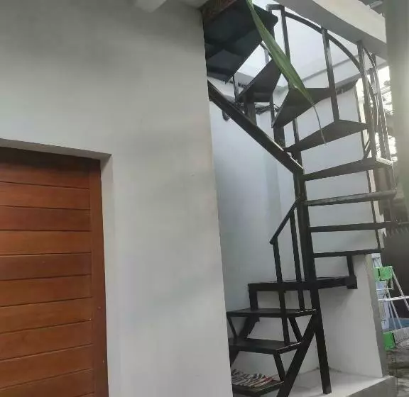 ペンション Roy Guest House