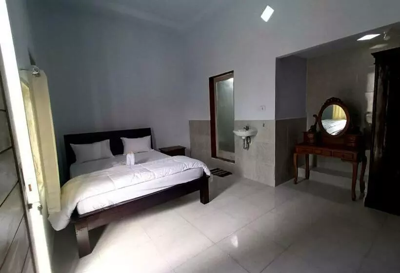 ペンション Roy Guest House