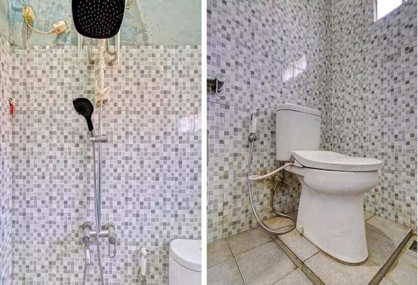 Hotelli Oyo 91389 Anggrek Residence Syariah