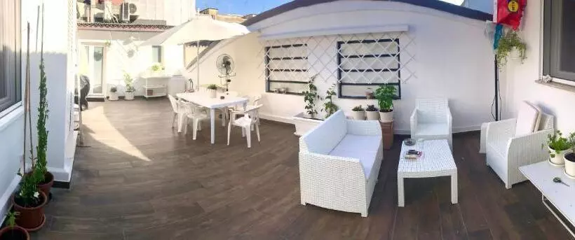 تختخواب و صبحانه Stanza E Bagno Privato, Idromassaggio Con Extra Fee, In Appartamento