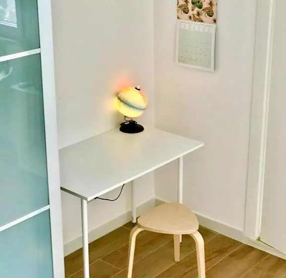 تختخواب و صبحانه Stanza E Bagno Privato, Idromassaggio Con Extra Fee, In Appartamento