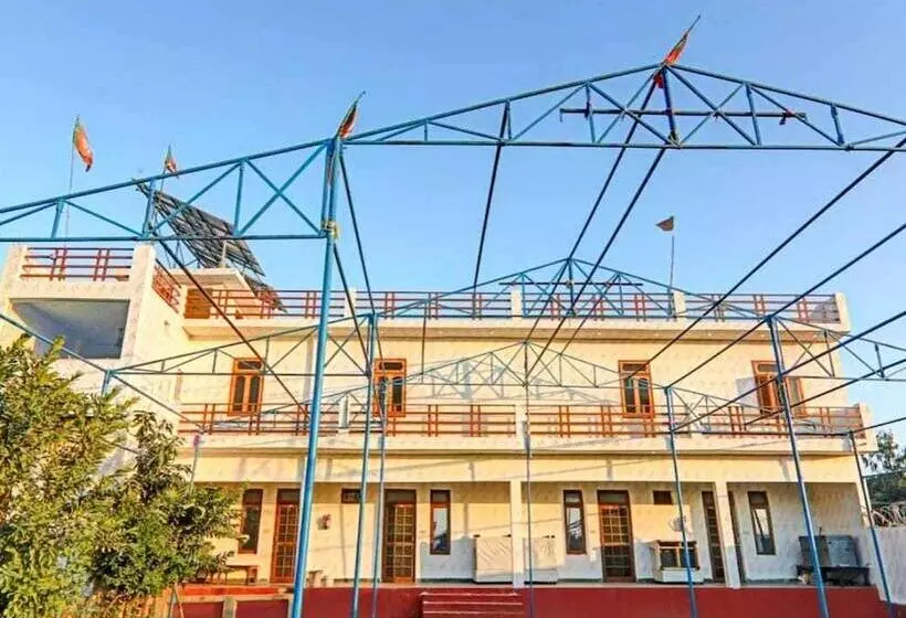 Spot On Hotel Rawat