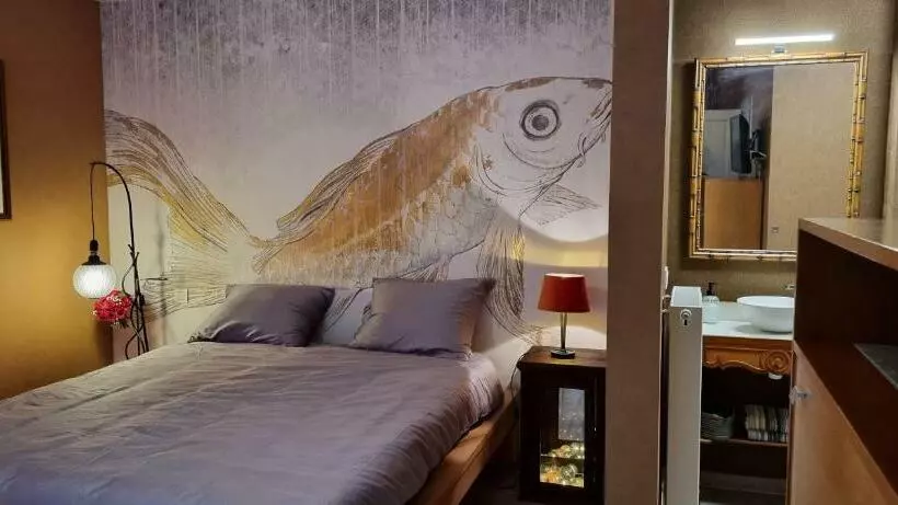 ベッドアンドブレックファースト Logies La Chèvre Folle