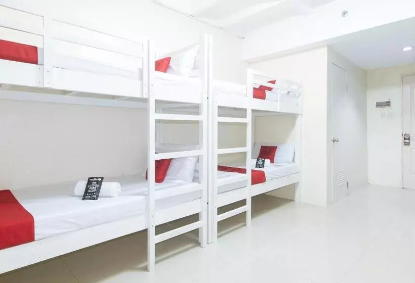 هتل Reddoorz @ Insular Square Mandaue City