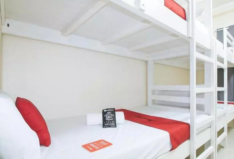 هتل Reddoorz @ Insular Square Mandaue City