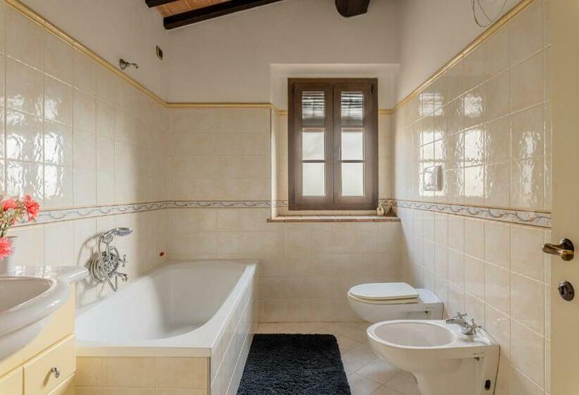 بنسيون Casa Vecchia Rooms And Parking