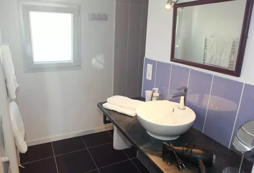 Aamiaismajoitus (B&B) Chambres D Hôtes La Fontaine!