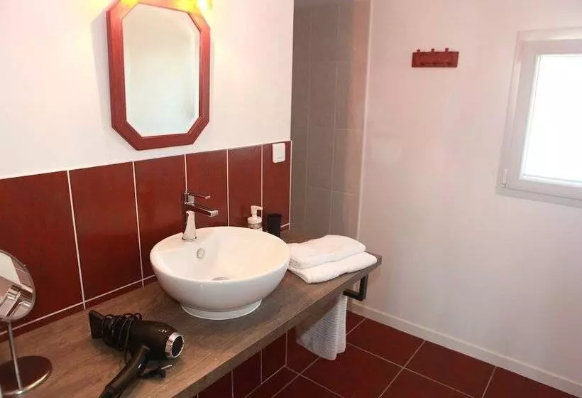 Aamiaismajoitus (B&B) Chambres D Hôtes La Fontaine!