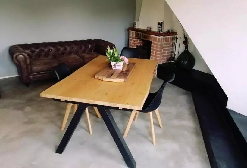 ベッドアンドブレックファースト Villa Del Lupo