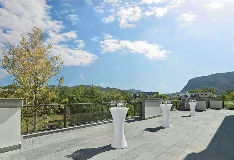 Hotelli Doubletree By Hilton Taizhou Shenxianju