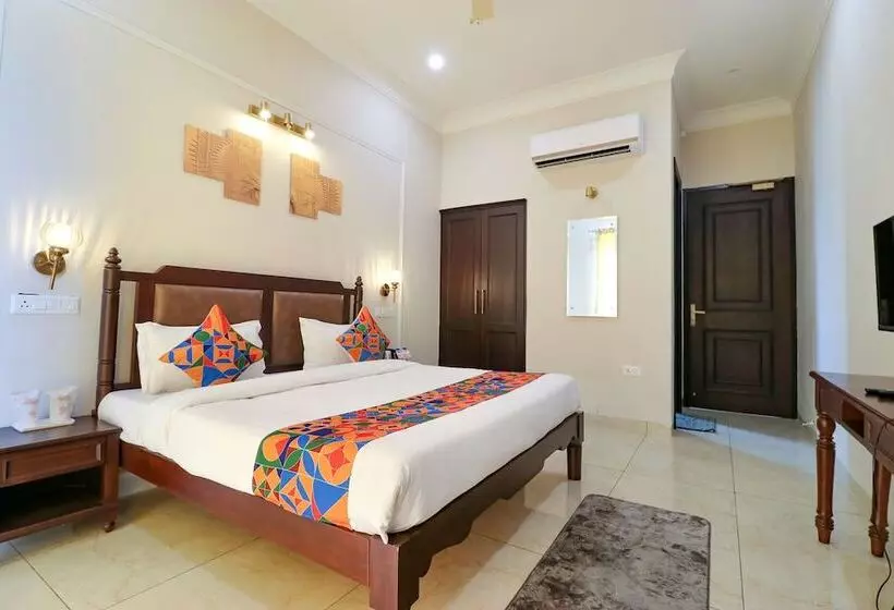 Fabhotel K9 Villa