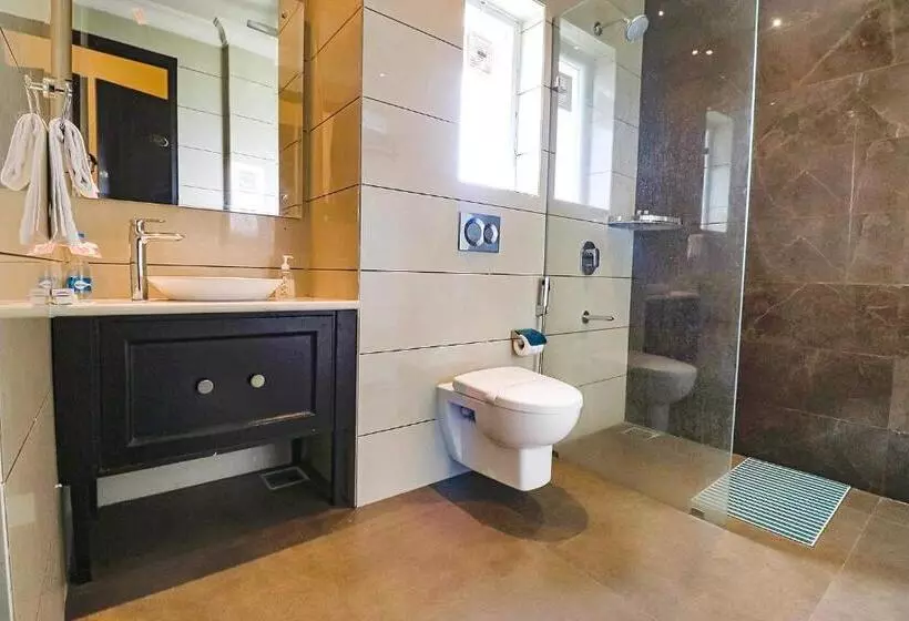Fabhotel K9 Villa
