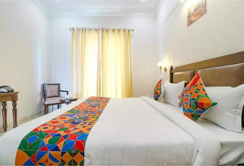 Fabhotel K9 Villa