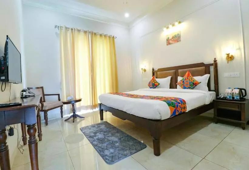Fabhotel K9 Villa