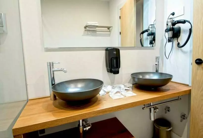 Hotelli Tierras De Cebreros