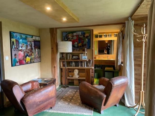 مبيت وإفطار Au Rocher De Combières