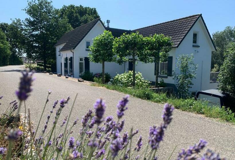 مبيت وإفطار Luxury Guest House   Eik Aan De Dijk