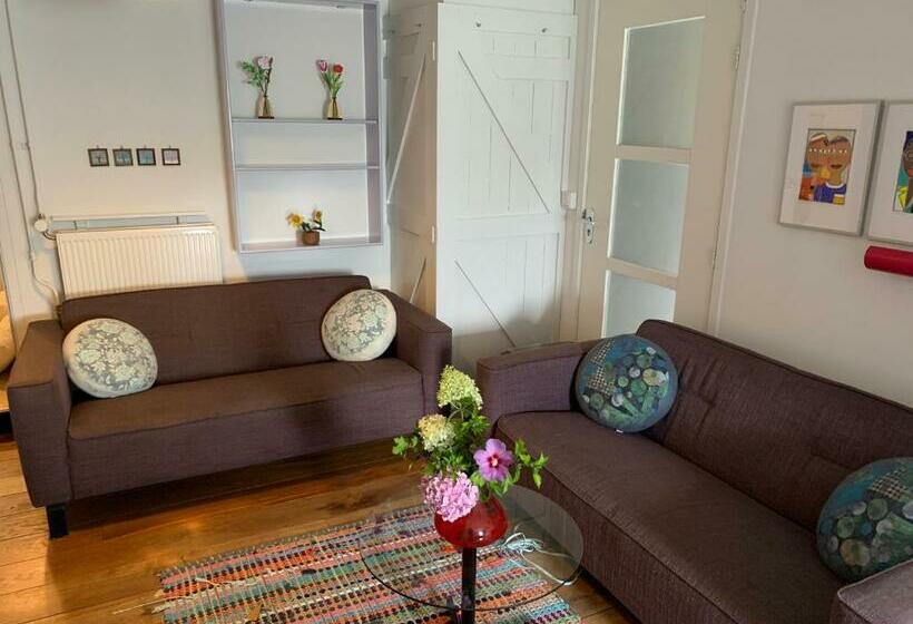 مبيت وإفطار Luxury Guest House   Eik Aan De Dijk