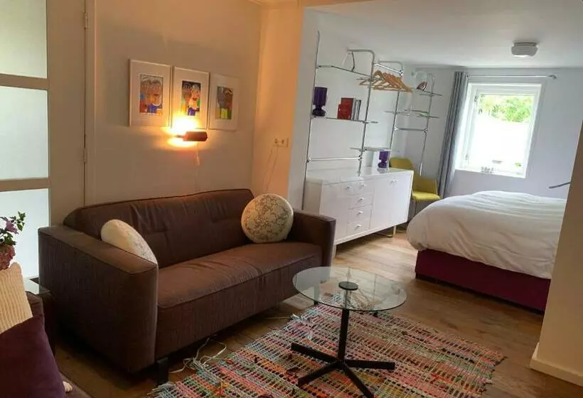 Aamiaismajoitus (B&B) Luxury Guest House Eik Aan De Dijk